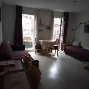 agreable-studio-au-centre-de-lourdes.midi-pyreneeshotels.com/