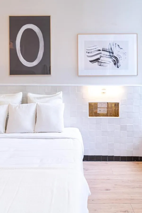 Suite Kaolin Lyon 0*,  France