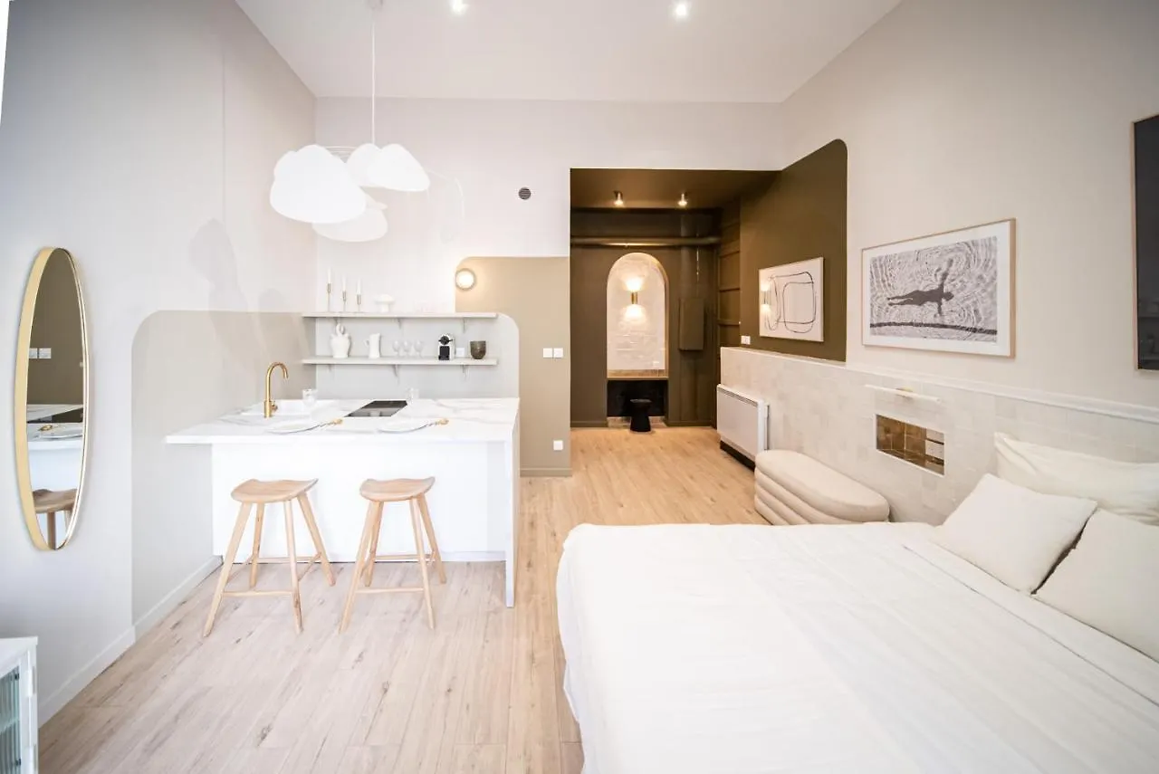 Suite Kaolin Lyon